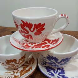 Ceramic cups with handle and saucer decorated romagnole