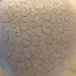 Ceramic lamp with embroidery design