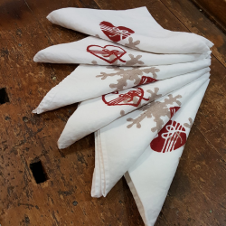 Napkins in linen collection bows and hearts Bertozzi