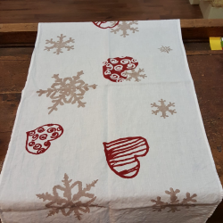 Christmas Table runners with flakes and hearts