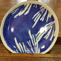 bowl or porcelain serving plate from the Palma collection