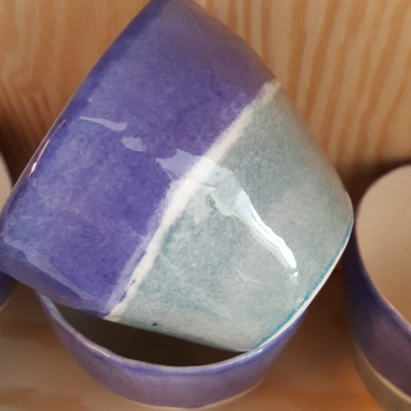 Double blue band porcelain tea cups