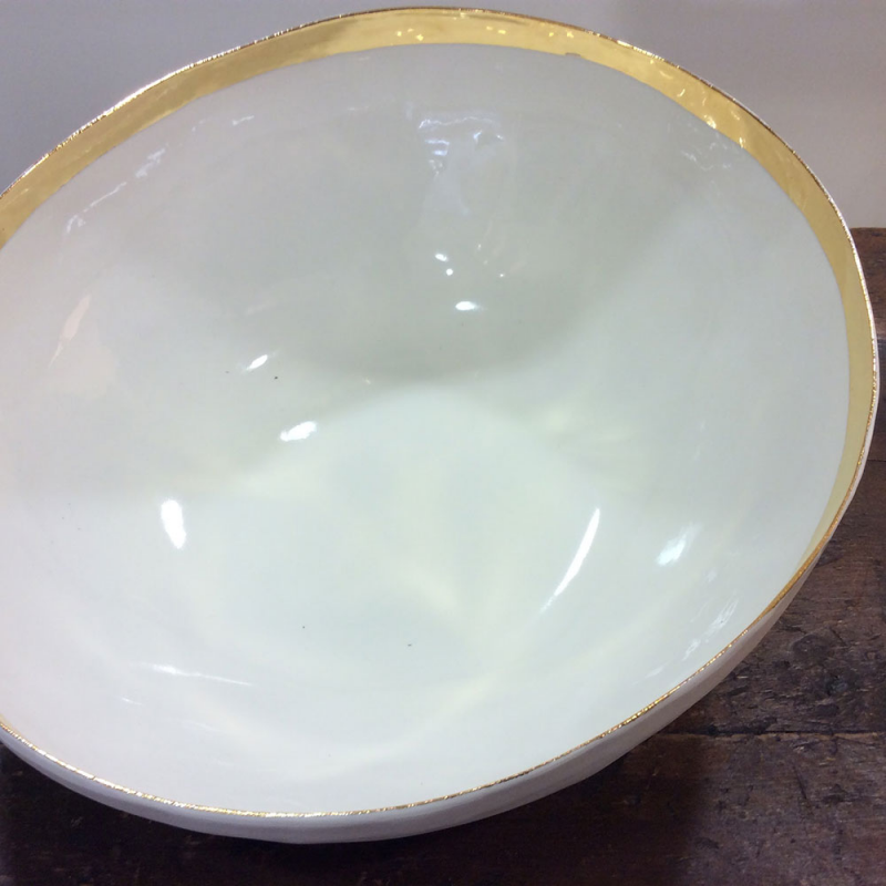 Porcelain bowl with gold rim Bertozzi