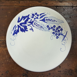 Italian ceramic dinner plate hand-painted