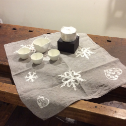 Linen tablecloth flakes and hearts for christmas