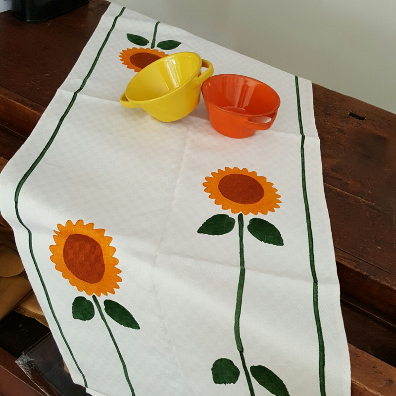 Italian Table Runner Sunflowers print