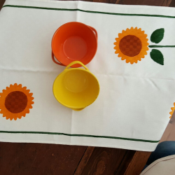 Italian Table Runner Sunflowers print