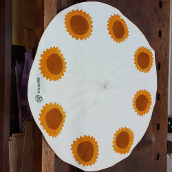 Round dish dryer towel with sunflower print