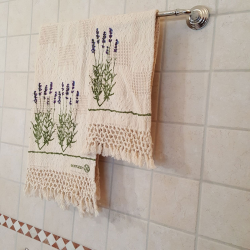 Couple bath towels hand-printed lavender decoration